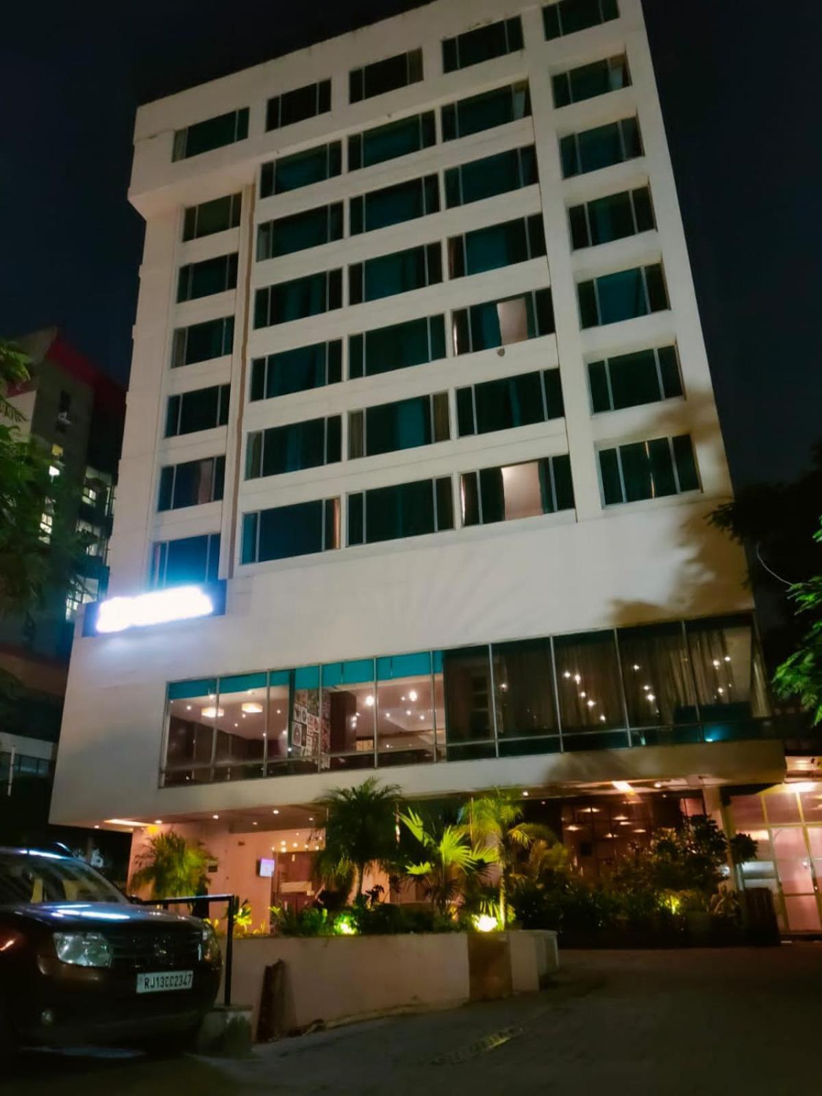 Royal Orchid Central Jaipur, Bani Park Exterior foto